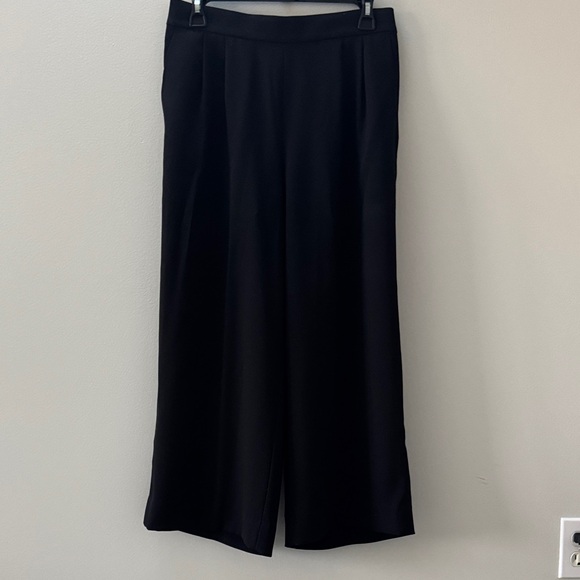 J. Crew Pants - J. Crew Black Wide-Leg Trousers Cropped size 4 MOVING SALE